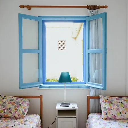 L'azure 24 - Protaras * 파라림니